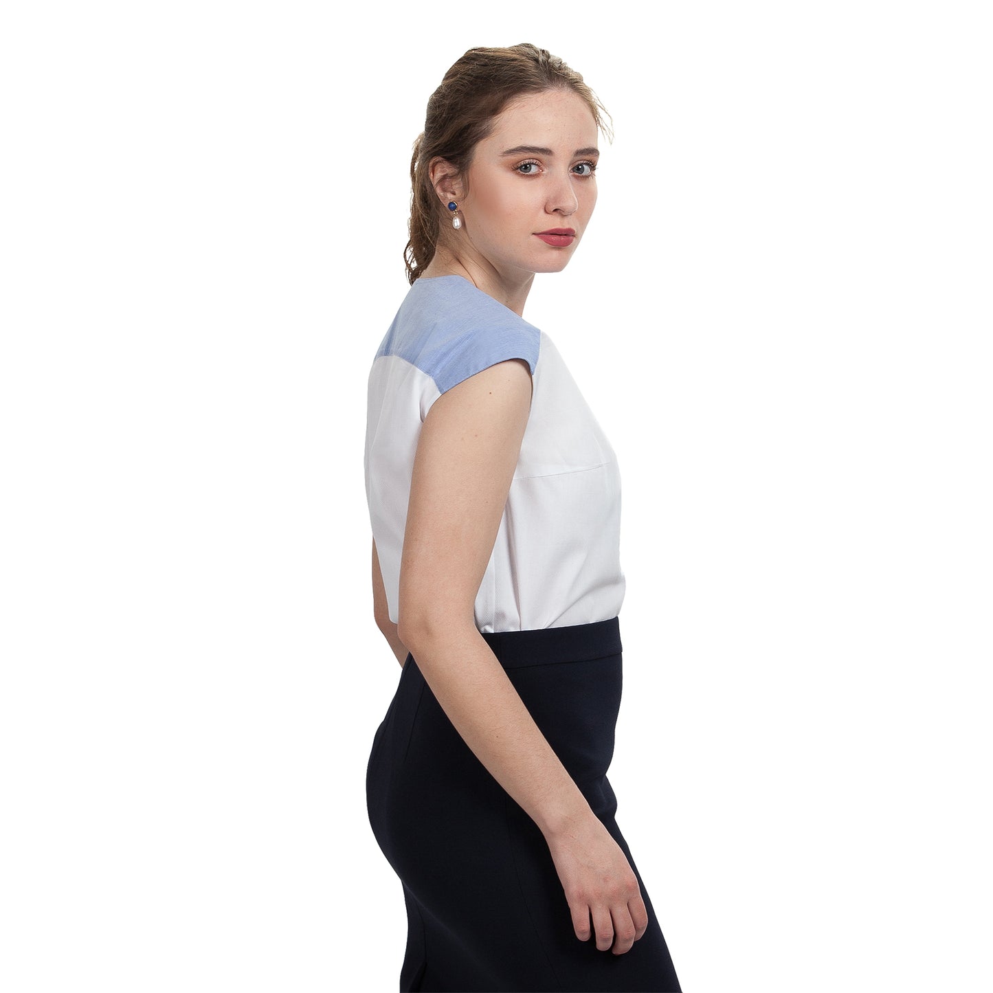 JNK HALEY Notch Bib Popover - White Texture with Cool Blue