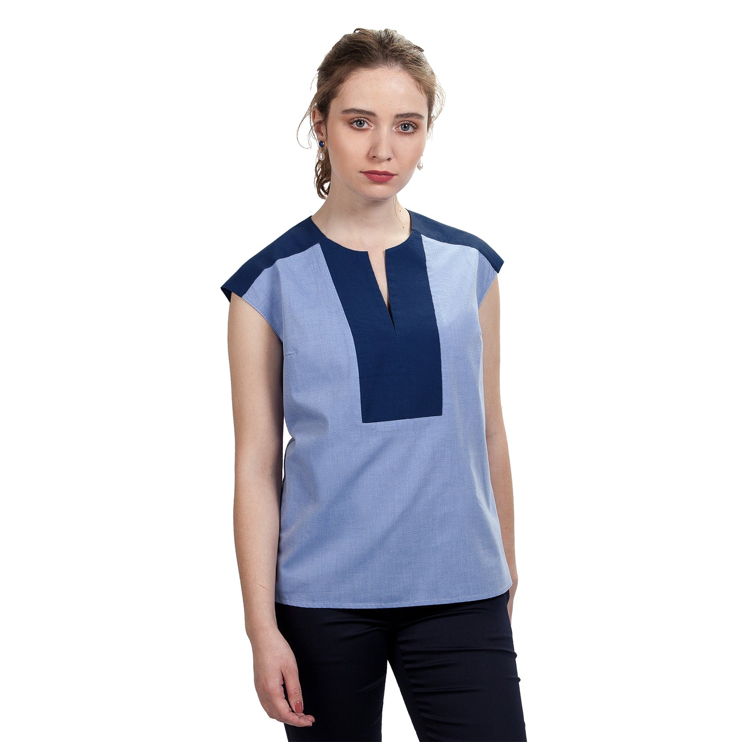 JNK HALEY  Notch Bib Popover - White Texture with Cool Blue